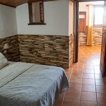 Holiday home Casa Cueva Mansos